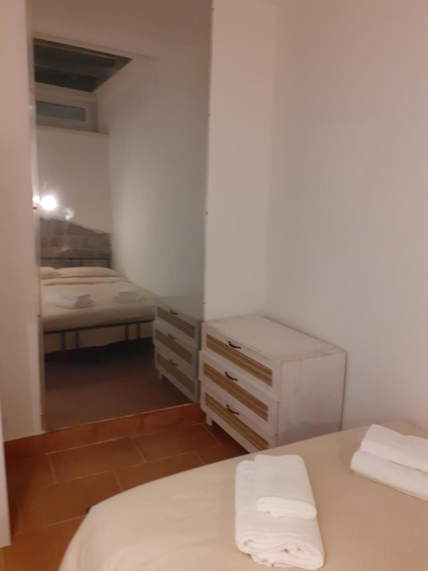 HomeHouse Serpenti - Colosseum - Rione Monti Roma Esterno foto