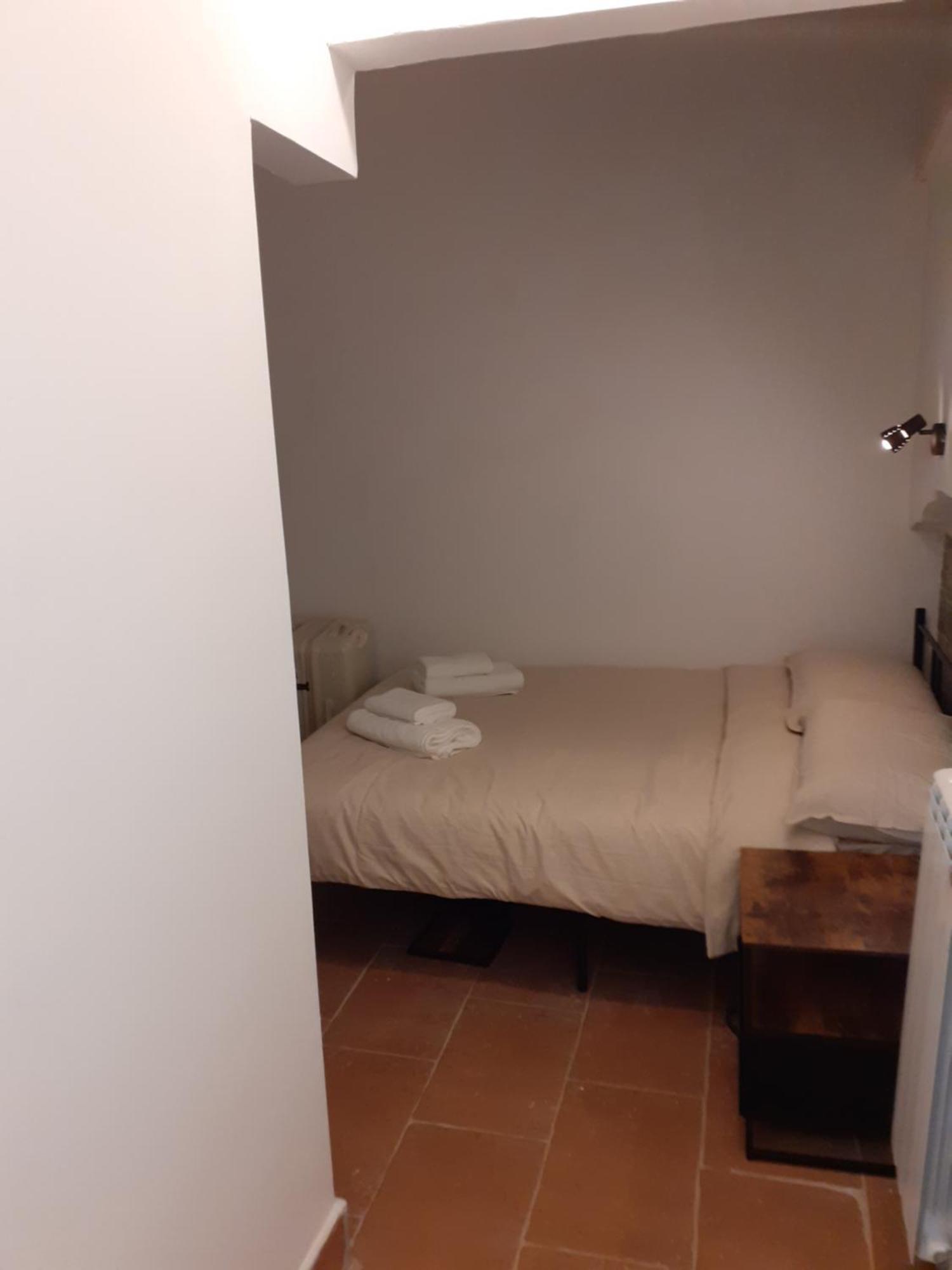 HomeHouse Serpenti - Colosseum - Rione Monti Roma Esterno foto