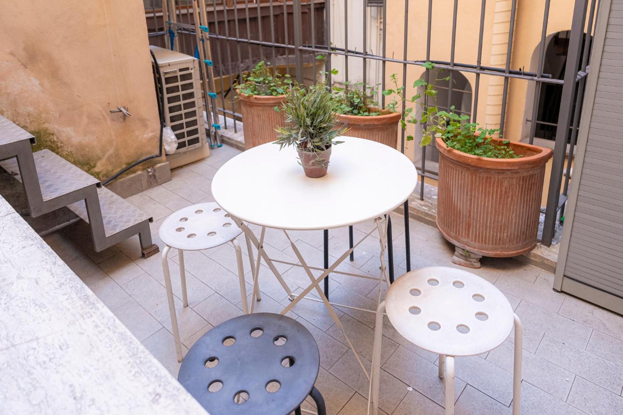 HomeHouse Serpenti - Colosseum - Rione Monti Roma Esterno foto