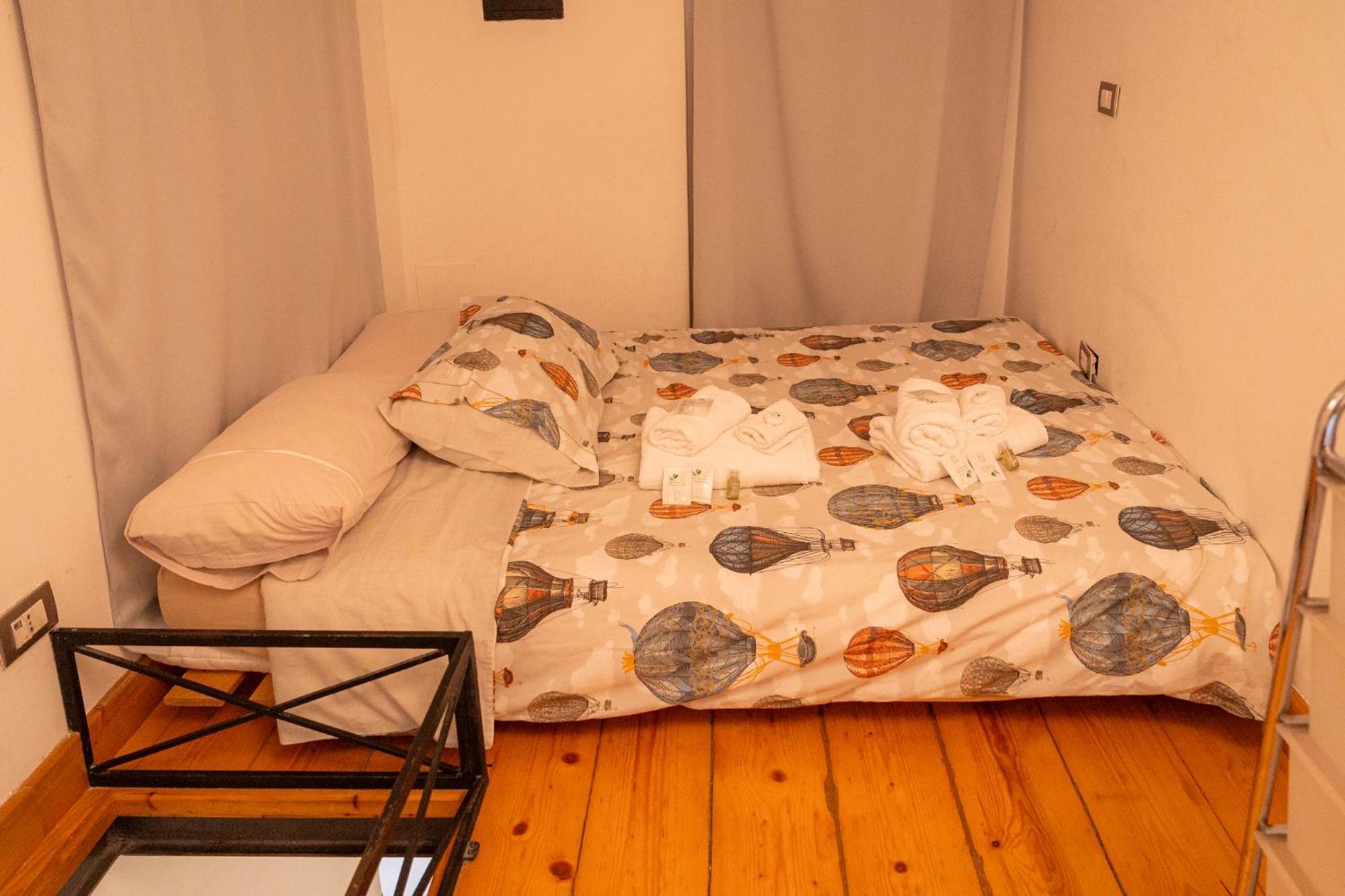 HomeHouse Serpenti - Colosseum - Rione Monti Roma Esterno foto